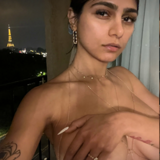 Mia-Khalifa-sex-SLIV-1