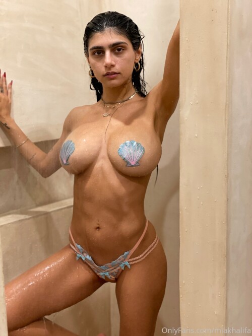 Mia-Khalifa-sex-SLIV-56.jpeg