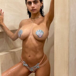 Mia-Khalifa-sex-SLIV-56