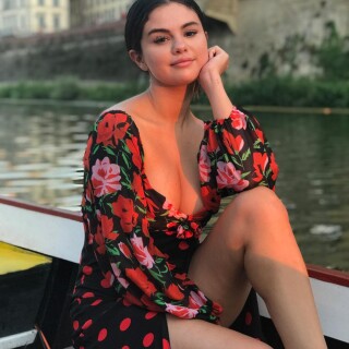 Selena-Gomez-54