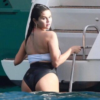 Selena-Gomez-75