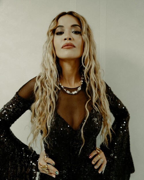 Rita Ora (77)