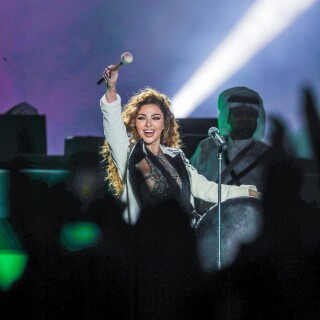 Myriam-Fares-39