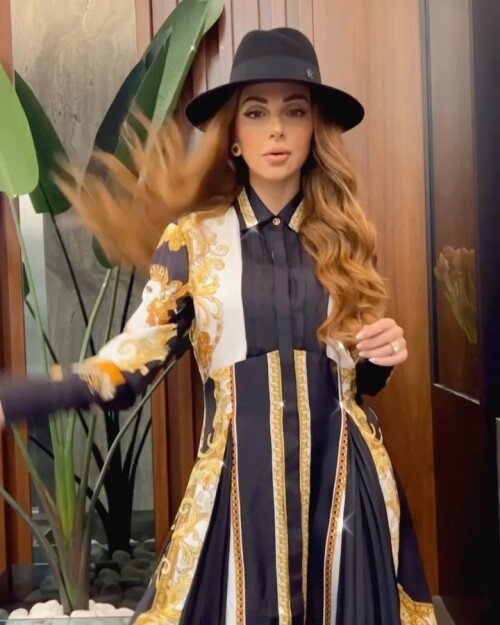 Myriam Fares (42)