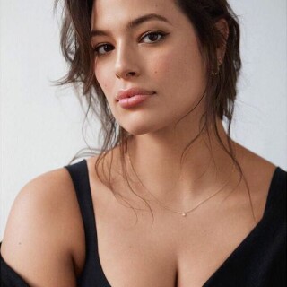 Ashley-Graham-32