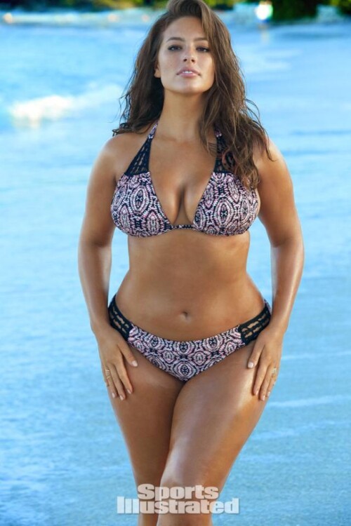 Ashley Graham (35)