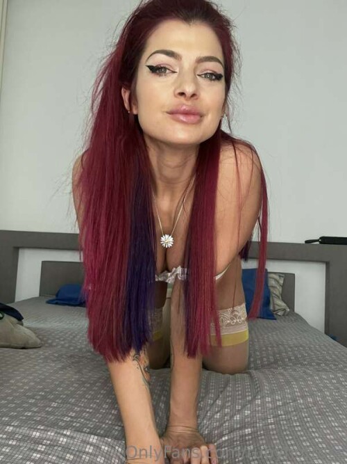 Rubyhotross (66)