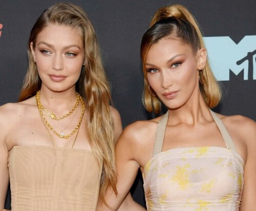 Gigi and Bella Hadid (8)