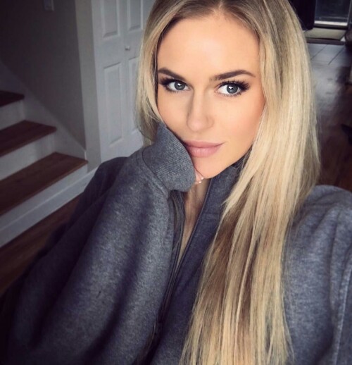 Anna Nystrom (19)