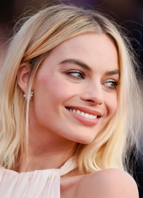 MARGO-ROBBI-Margot-Robbie-58.jpeg