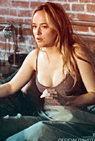 Dakota-Johnson-114