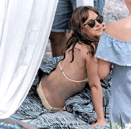 Dakota-Johnson-117