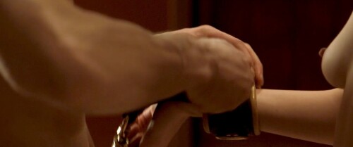 Dakota-Johnson-21