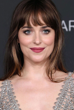 Dakota-Johnson-54
