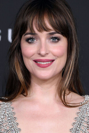 Dakota-Johnson-69