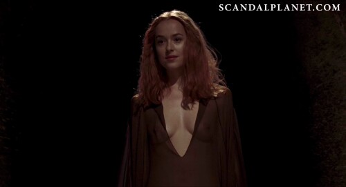 Dakota-Johnson-7