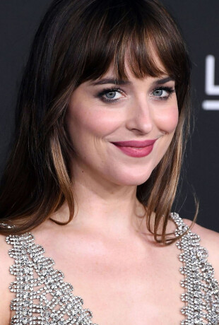 Dakota-Johnson-72