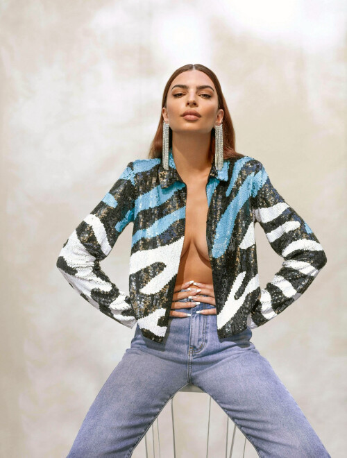 Emily-Ratajkowski-122