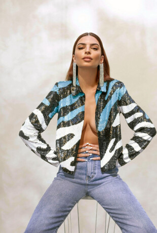 Emily-Ratajkowski-122