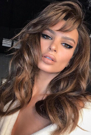 Emily-Ratajkowski-233