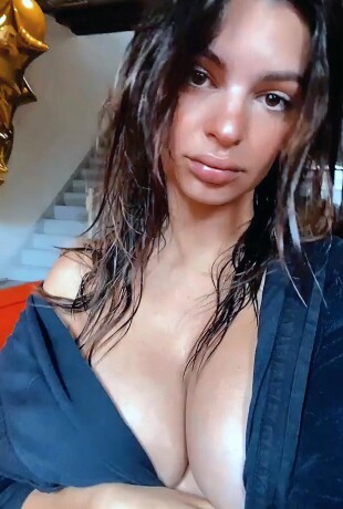 Emily-Ratajkowski-246