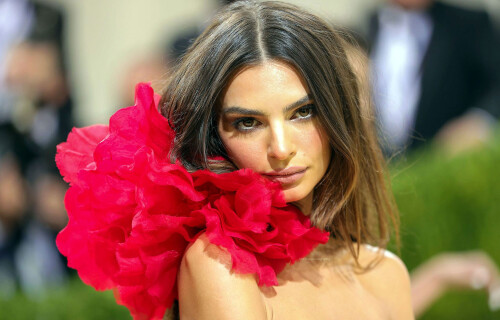 Emily-Ratajkowski-266