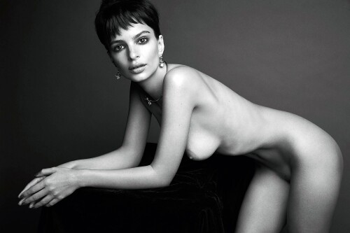 Emily-Ratajkowski-321