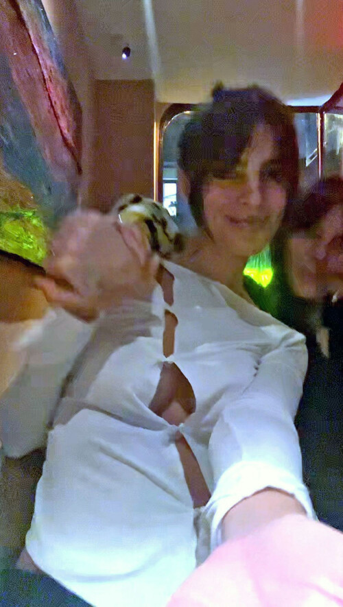 Emily-Ratajkowski-417