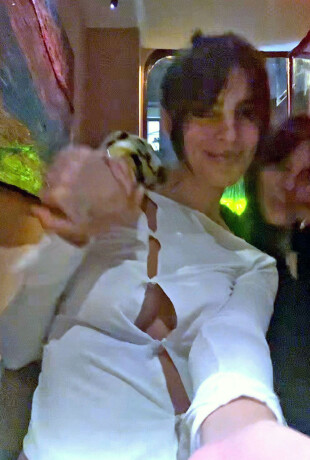 Emily-Ratajkowski-417