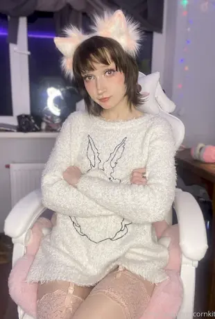 Cornkitten-NASTY-KONOKA-MONACENYK-869