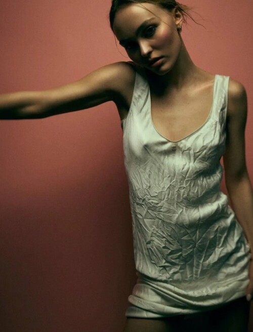 Lily-Rose-Depp-3