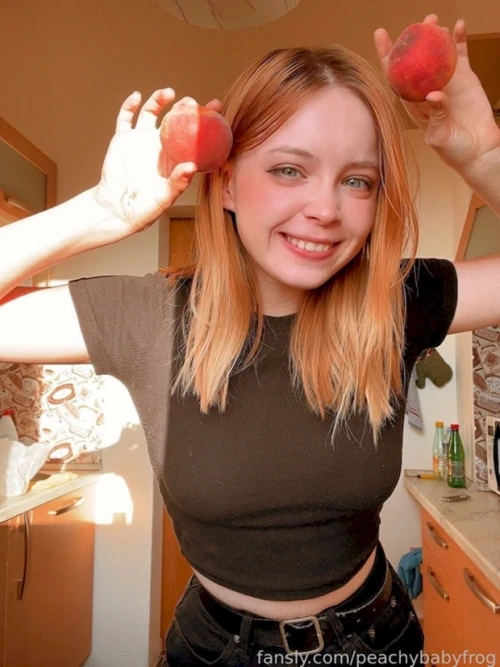 Peachybabyfrog-258