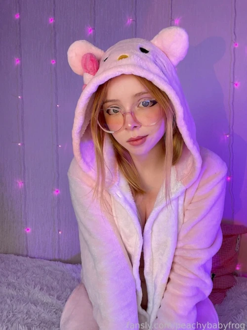 Peachybabyfrog-470