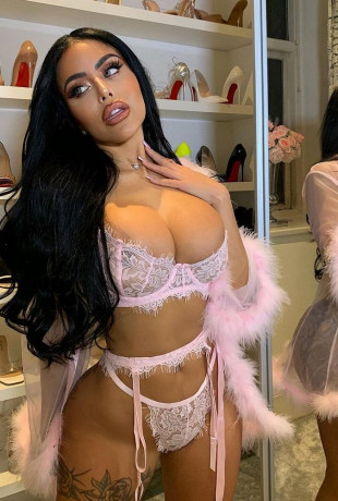 Chloe-Saxon-KLOY-SAKSON_15