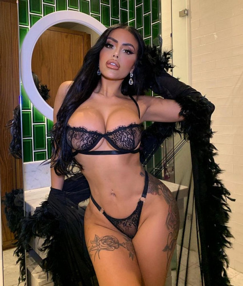Chloe Saxon (Хлоя Саксон) Hot and beautiful