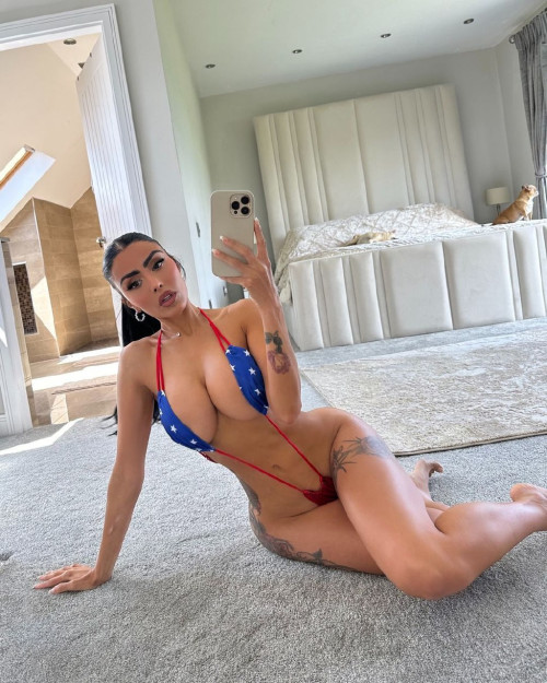 Chloe Saxon (Хлоя Саксон) Hot and beautiful