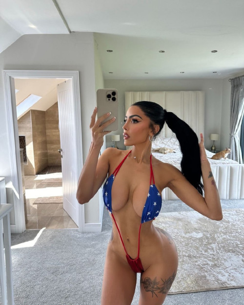 Chloe Saxon (Хлоя Саксон) Hot and beautiful