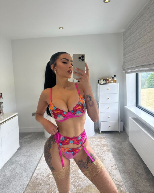 Chloe Saxon (Хлоя Саксон) Hot and beautiful