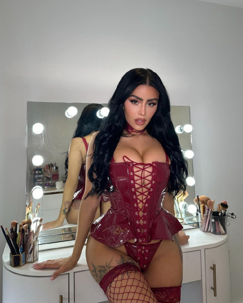 Chloe Saxon (Хлоя Саксон) Hot and beautiful