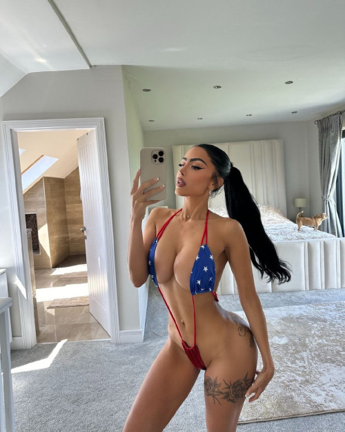 Chloe Saxon (Хлоя Саксон) Hot and beautiful