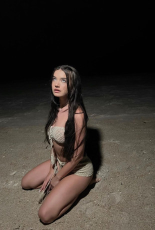 Hannah-Grape-24
