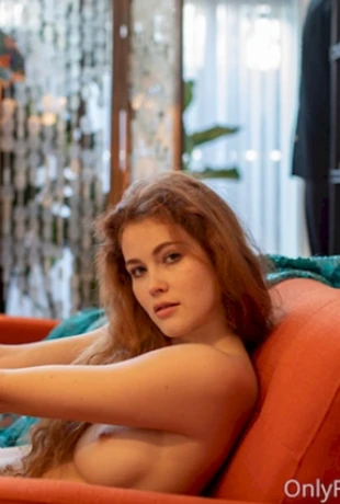 Heidi-Rom-Heidi-Romanova-138