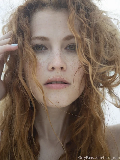 Heidi-Rom-Heidi-Romanova-21