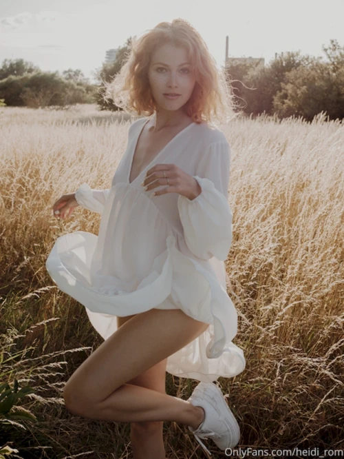 Heidi-Rom-Heidi-Romanova-230