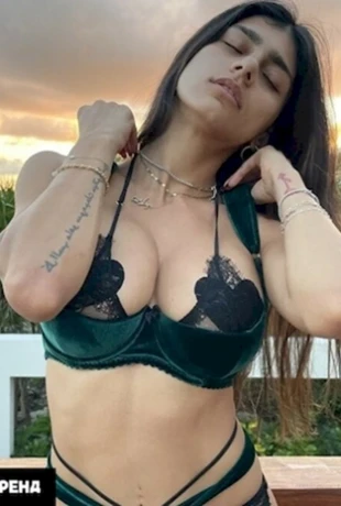 Mia-Khalifa-MIA-KALIFA-31