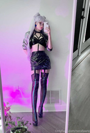 NoraFawn-Nora-Fawn-sexy-cosplay-15
