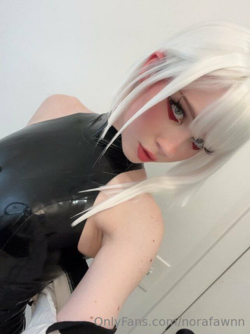 NoraFawn-Nora-Fawn-sexy-cosplay-27
