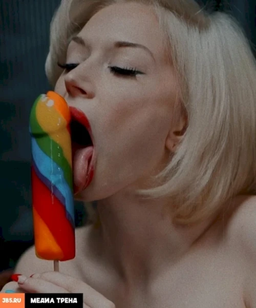 PinupPixie (Therealpinuppixie, Bianca Blakney)