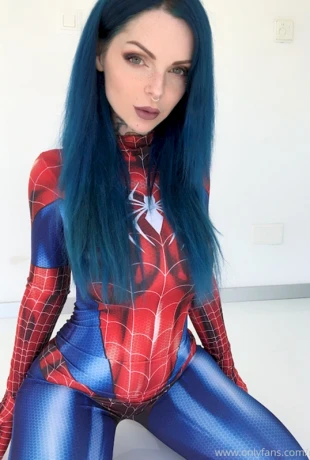 Riae-Suicide-RIA-ELIZABET-MAKKARTI-16