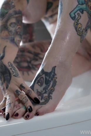 Riae-Suicide-RIA-ELIZABET-MAKKARTI-196